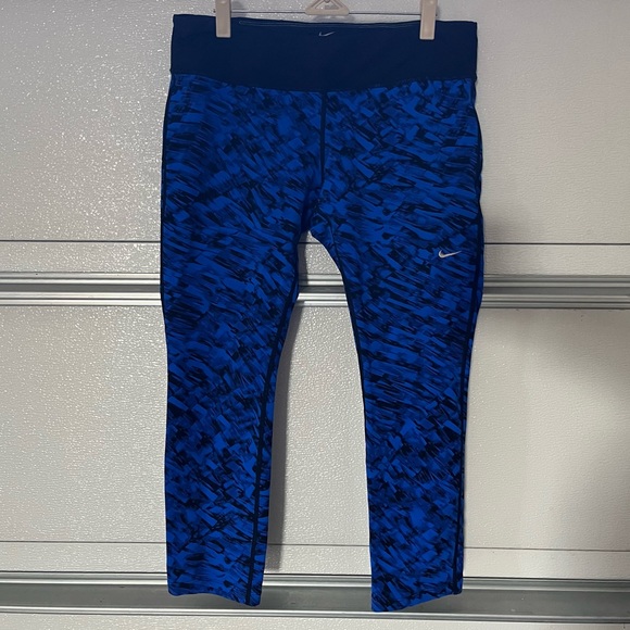 Nike Blue Patterned Leggings - Picture 1 of 4